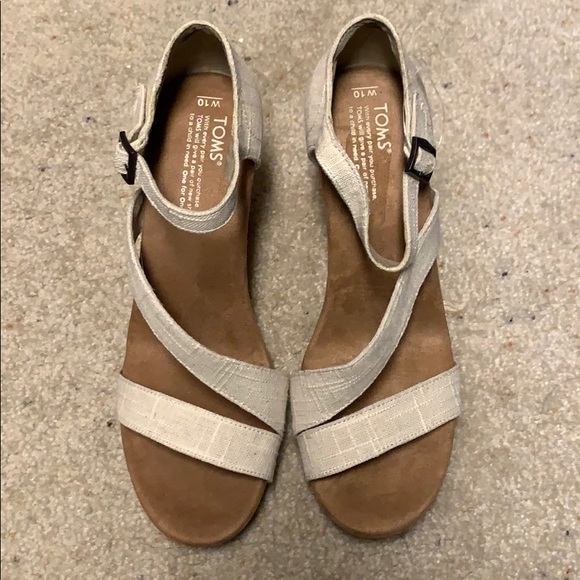 TOMS wedges - Picture 1 of 6